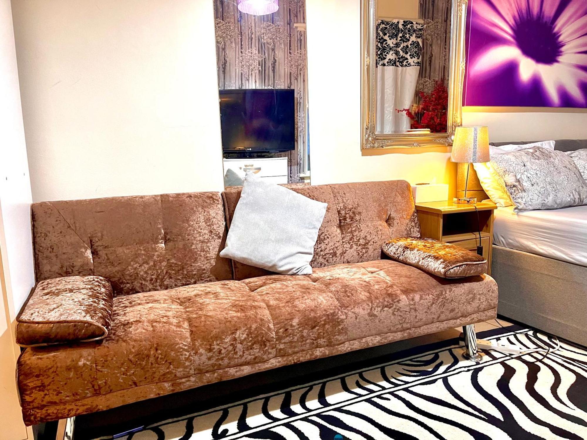 Comfy Double Bedroom With A Private Toilet Londres Exterior foto